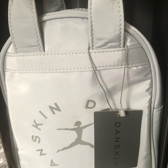 Danskin Small Backpack 🎒 Card Case Key 🔑 Chain Holiday Box 📦 Set NWT - Picture 8 of 9